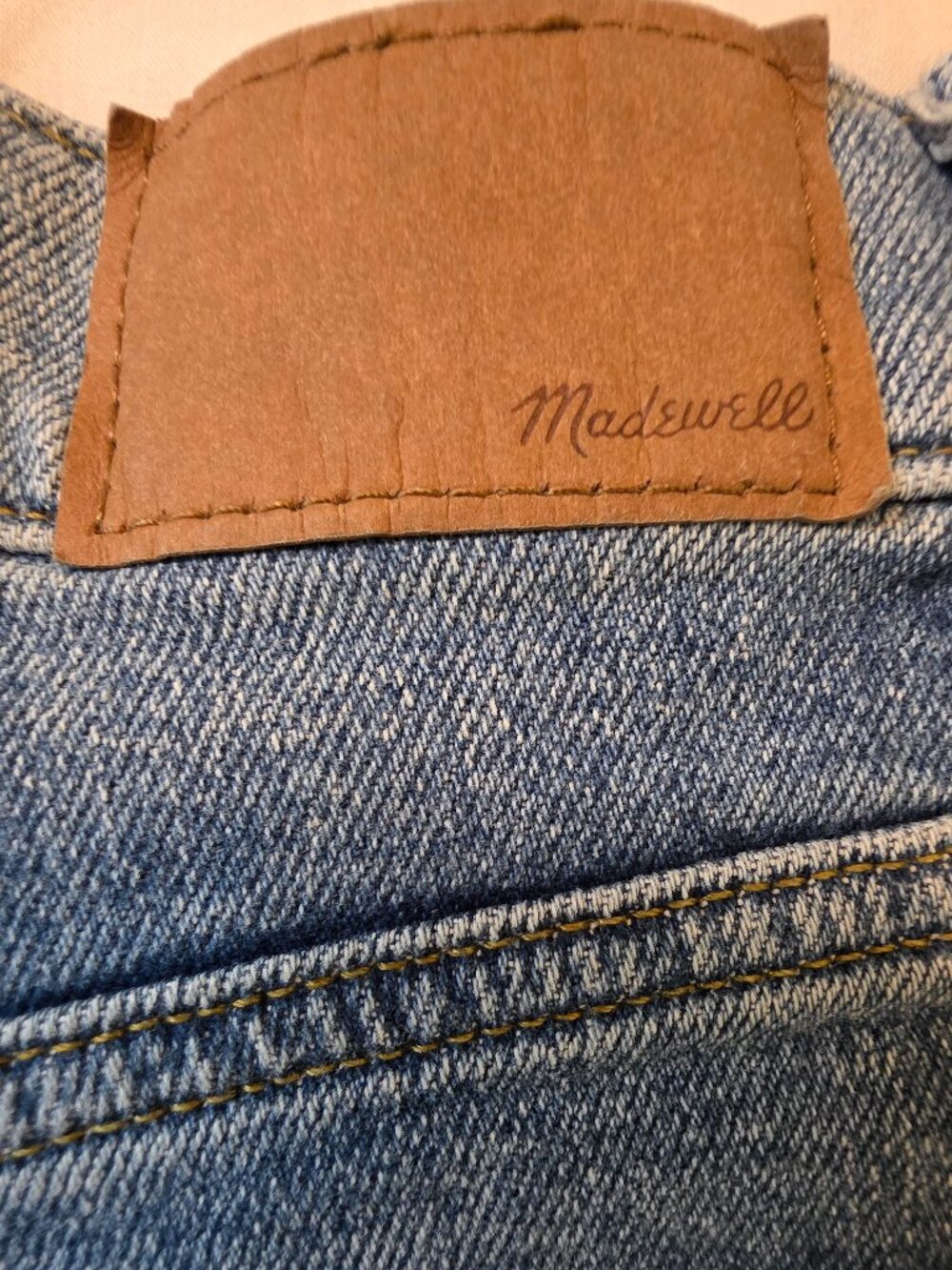 Madewell "The Perfect Vintage Straight Crop Jean" Distressed Jean, Size 26 - Picture 3 of 10